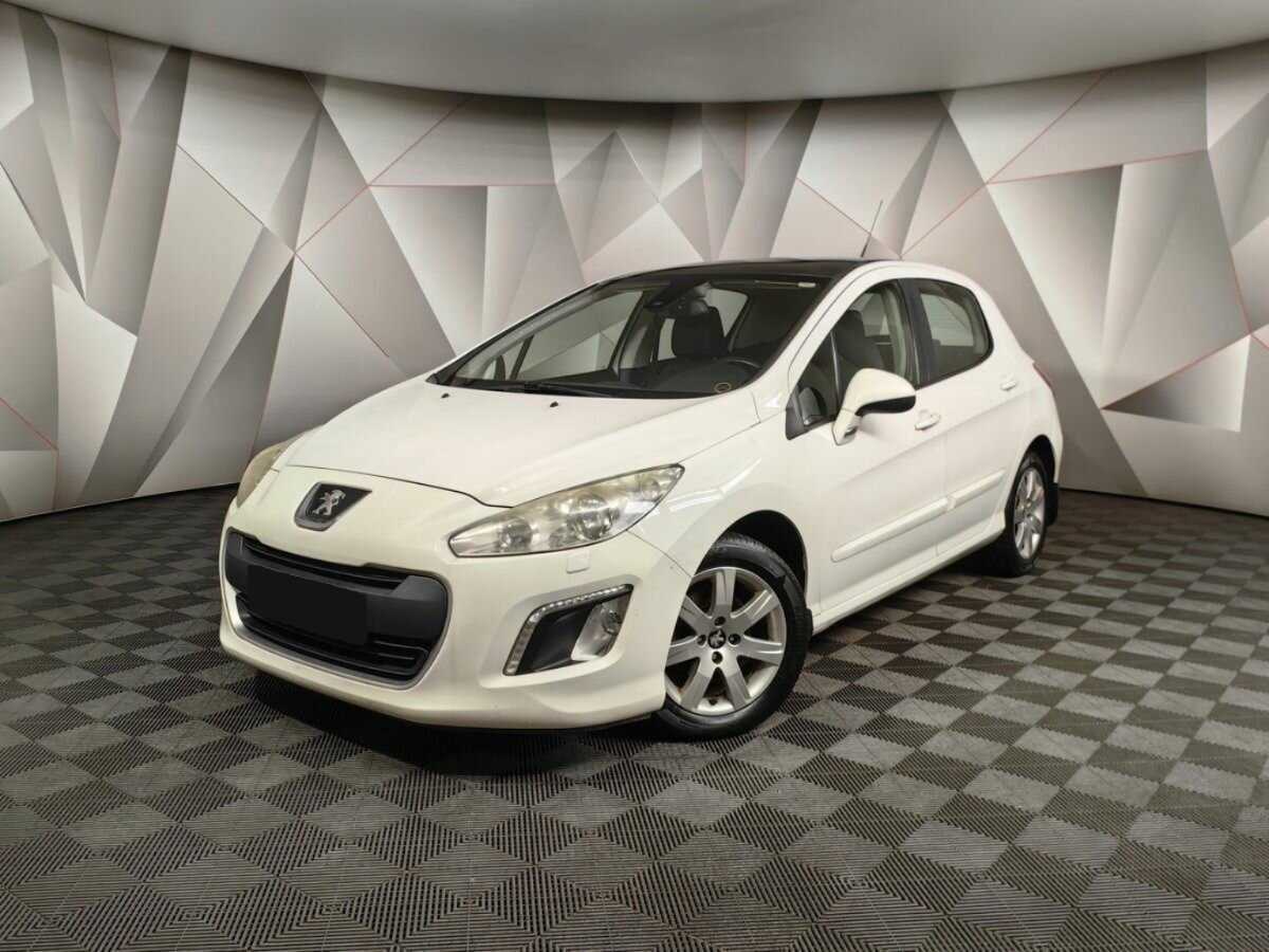 Купить Peugeot 308 с пробегом. Фото: #0