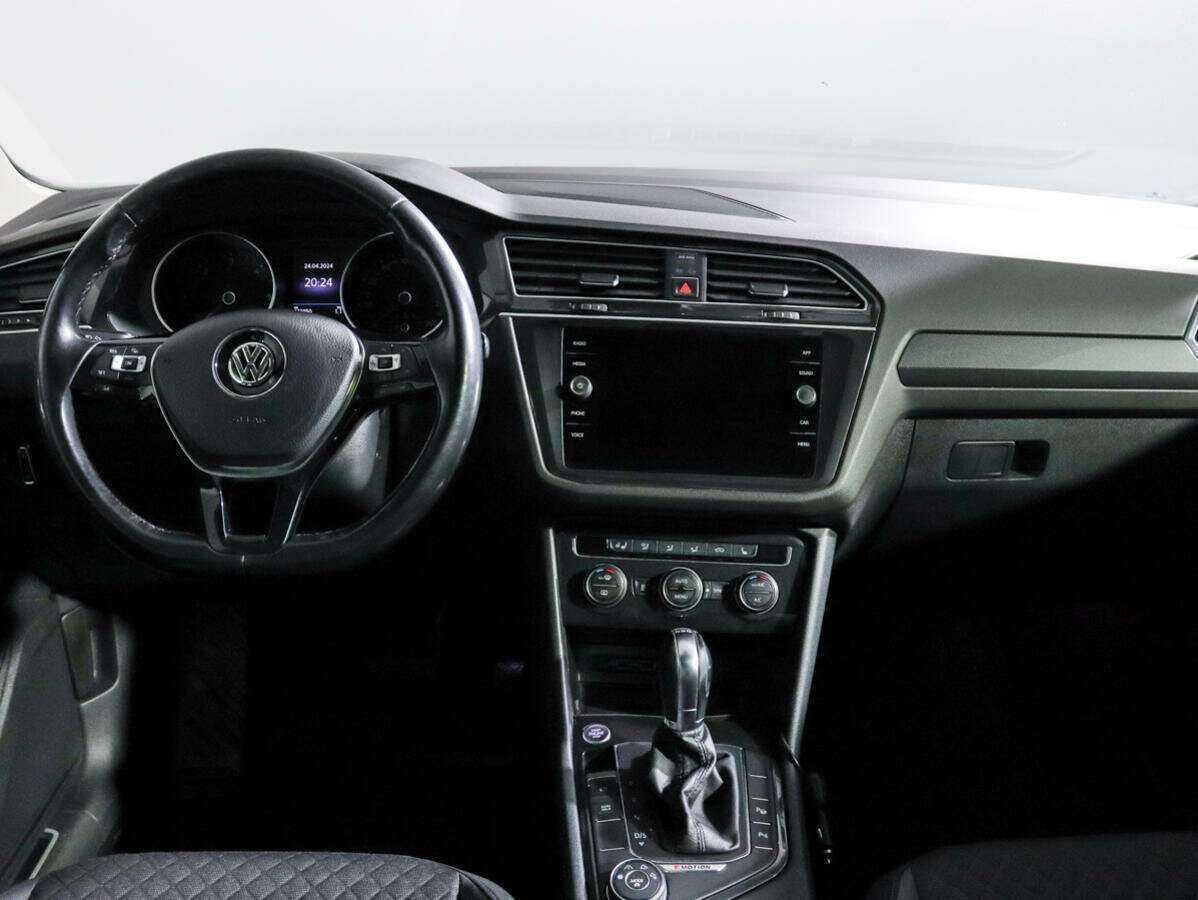 Купить Volkswagen Tiguan с пробегом. Фото: #9