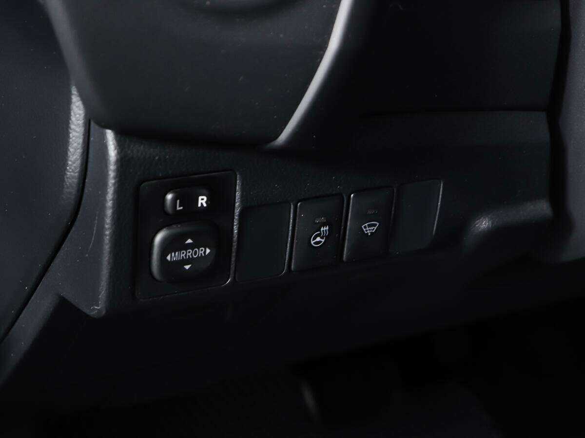 Купить Toyota Corolla с пробегом. Фото: #14