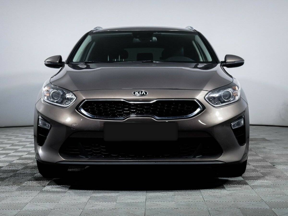 Купить Kia Ceed с пробегом. Фото: #1