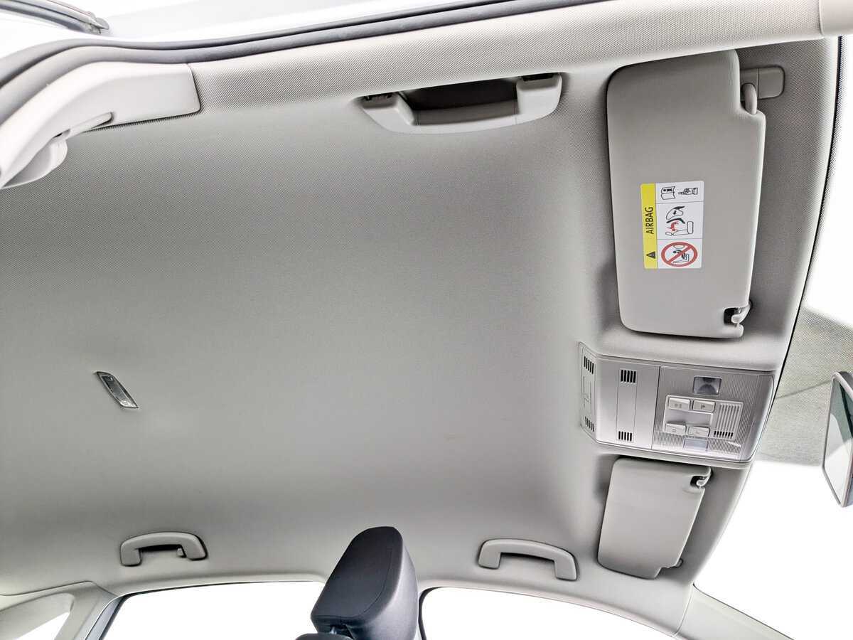 Купить Volkswagen Jetta с пробегом. Фото: #17