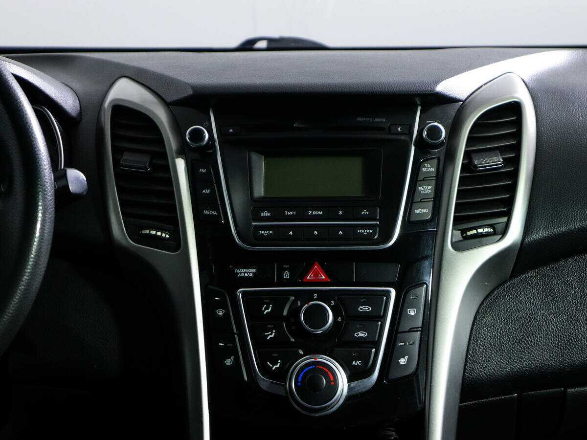 Купить Hyundai i30 с пробегом. Фото: #12
