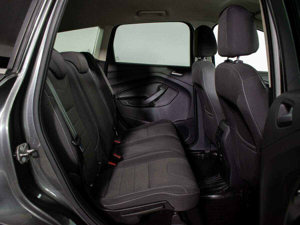 Купить Ford Kuga с пробегом. Фото: #8
