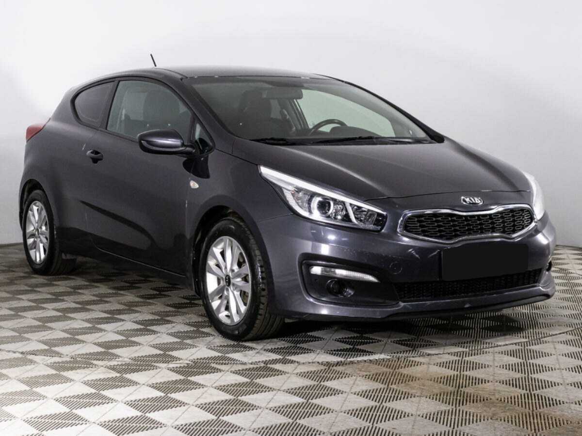 Купить Kia Ceed с пробегом. Фото: #2