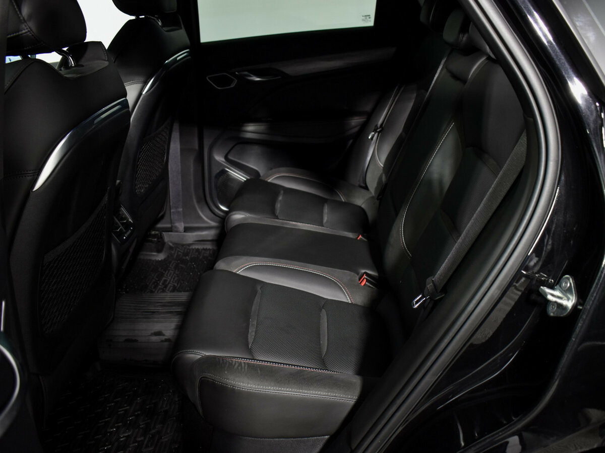 Купить Geely Tugella с пробегом. Фото: #10