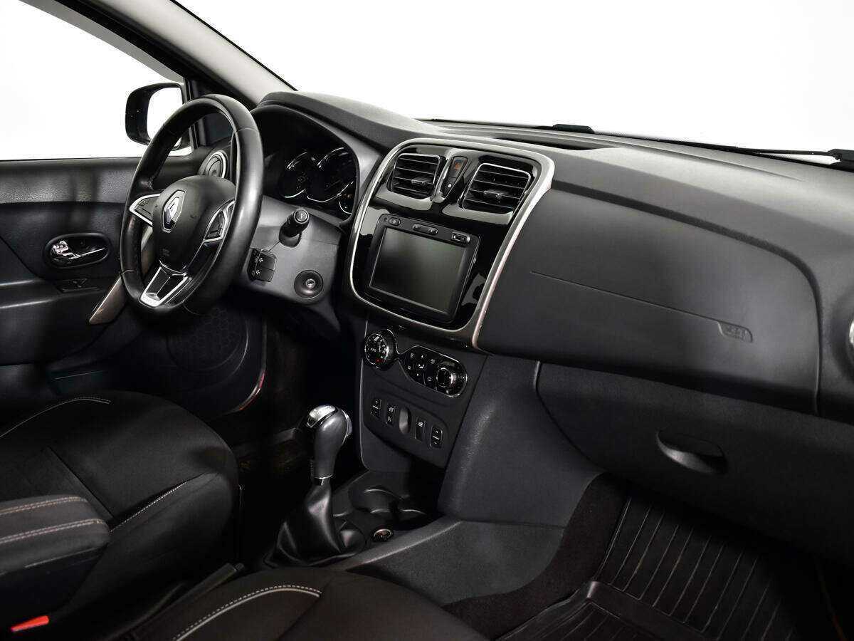 Купить Renault Sandero с пробегом. Фото: #8