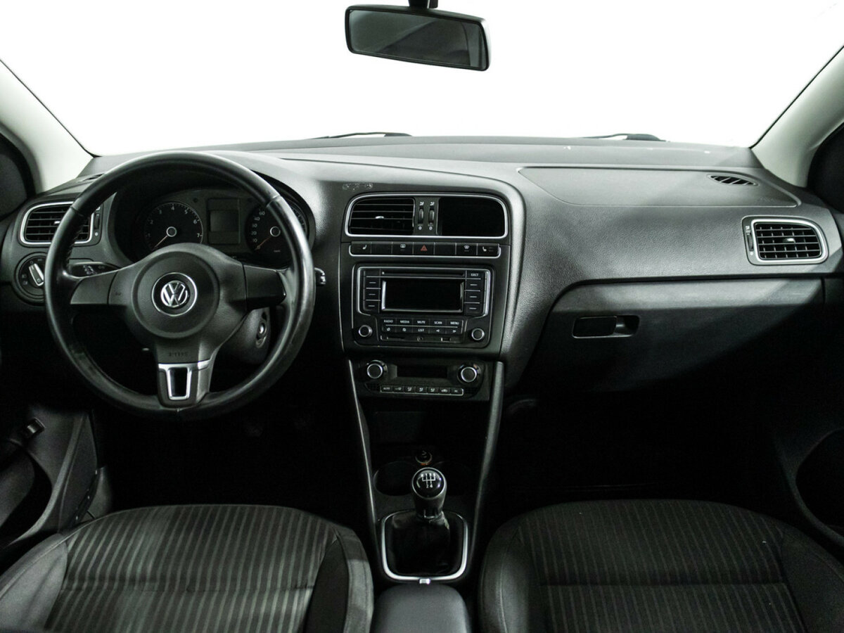 Купить Volkswagen Polo с пробегом. Фото: #12