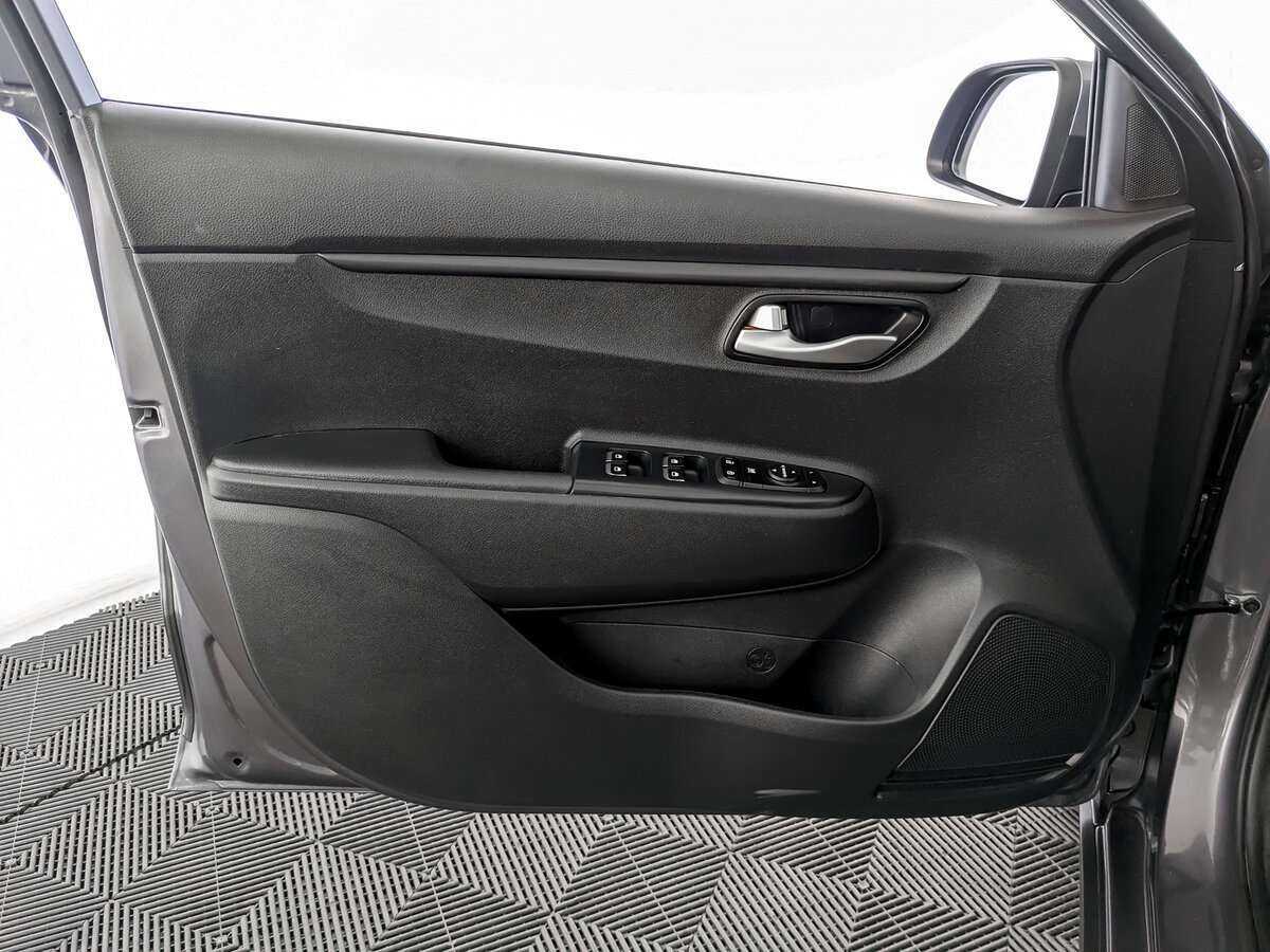 Купить Kia Rio с пробегом. Фото: #18