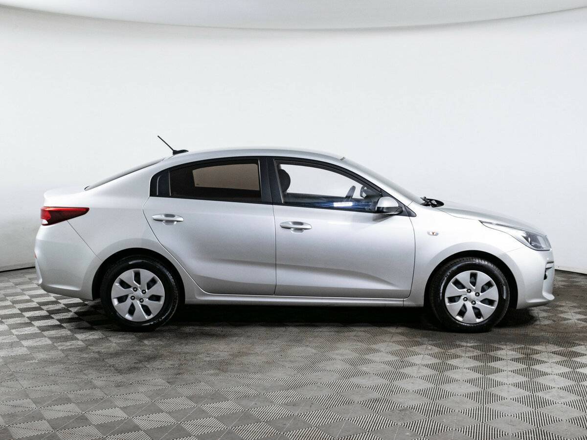 Купить Kia Rio с пробегом. Фото: #3