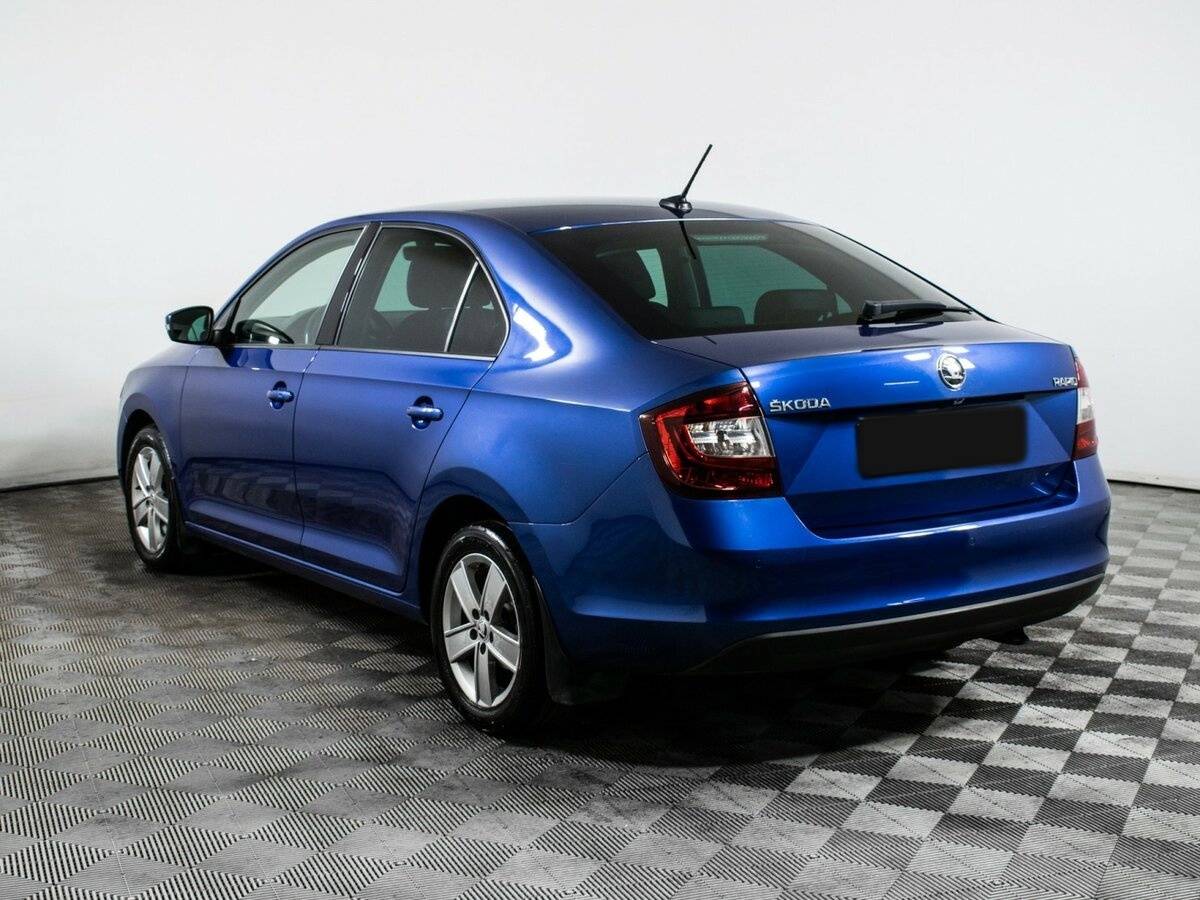 Купить Skoda Rapid с пробегом. Фото: #5