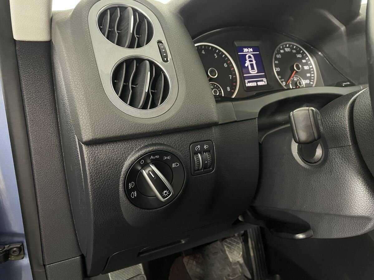 Купить Volkswagen Tiguan с пробегом. Фото: #8