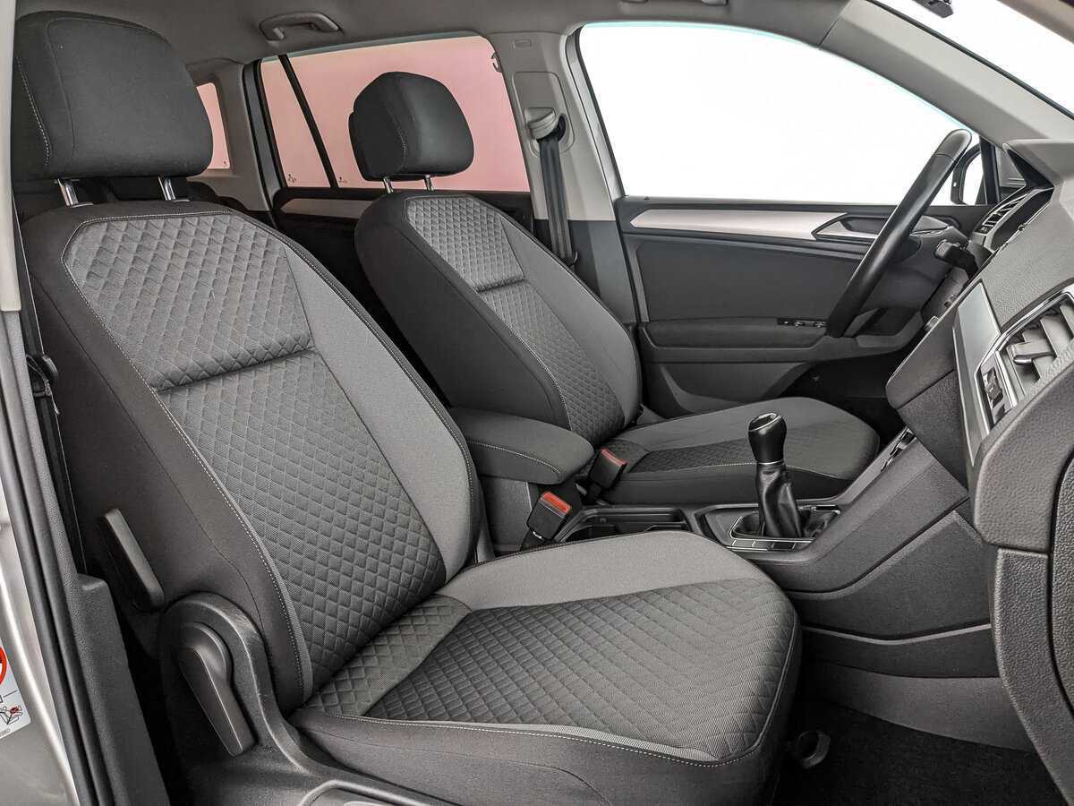 Купить Volkswagen Tiguan с пробегом. Фото: #19
