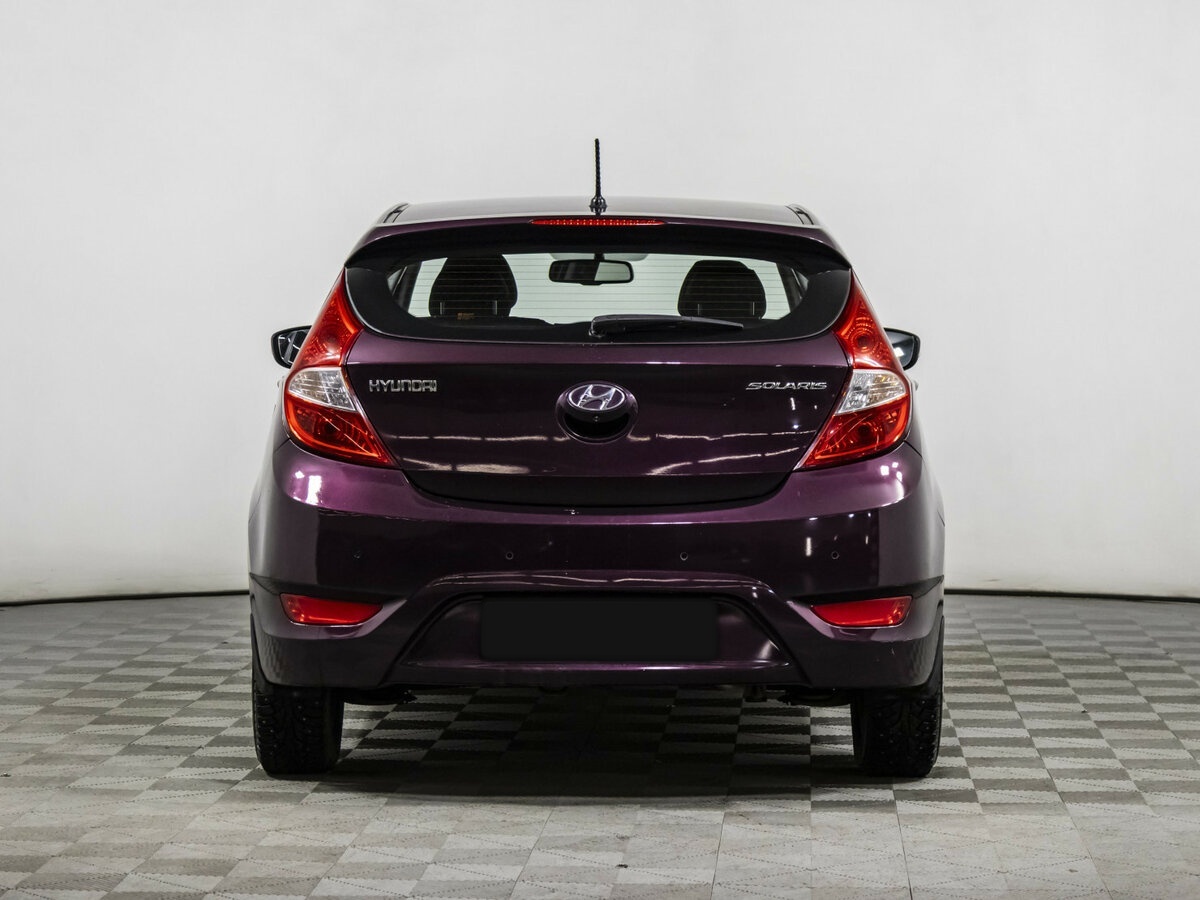 Купить Hyundai Solaris с пробегом. Фото: #4