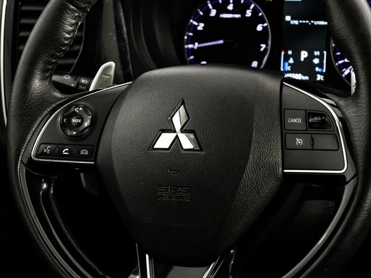 Купить Mitsubishi Outlander с пробегом. Фото: #8