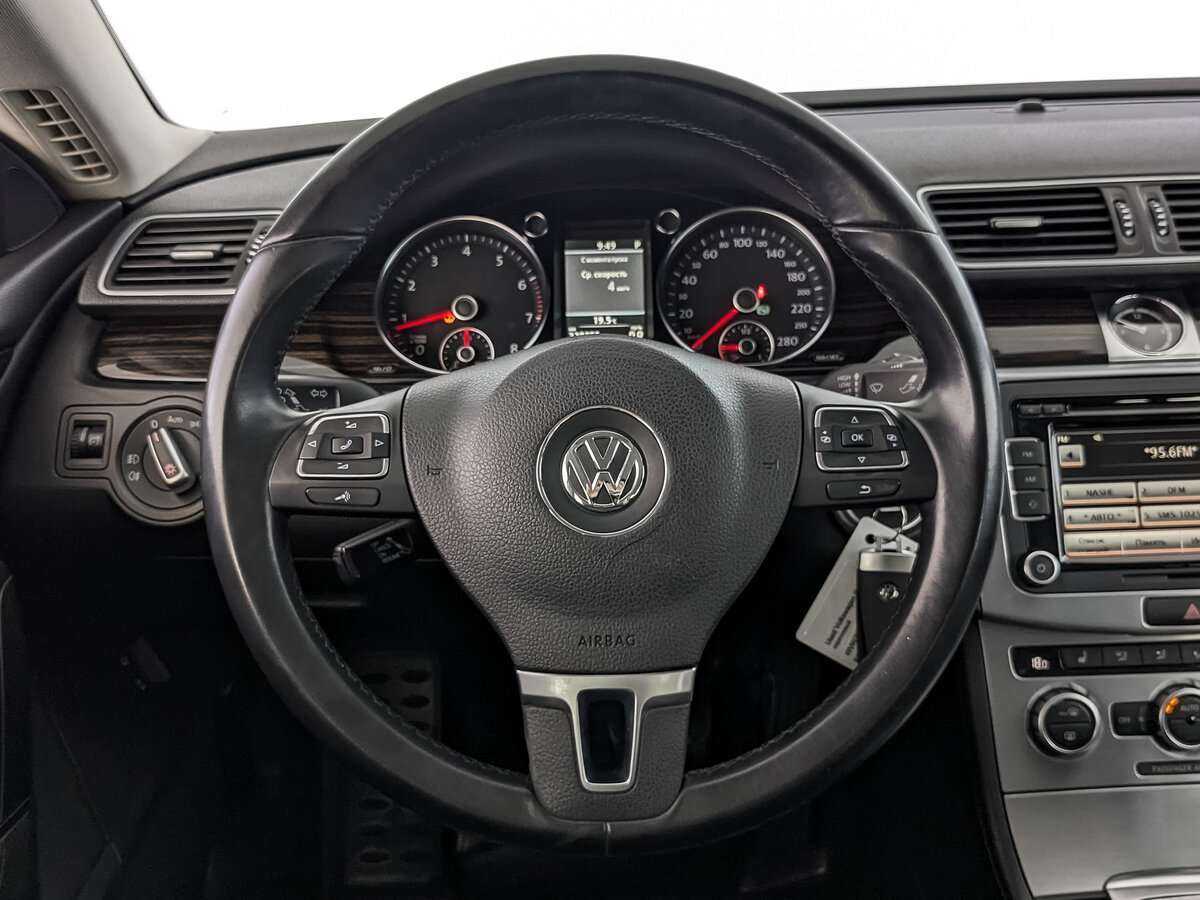 Купить Volkswagen Passat CC с пробегом. Фото: #19