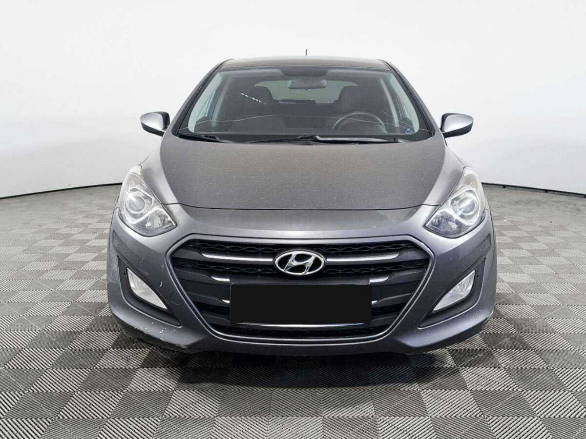 Купить Hyundai i30 с пробегом. Фото: #1