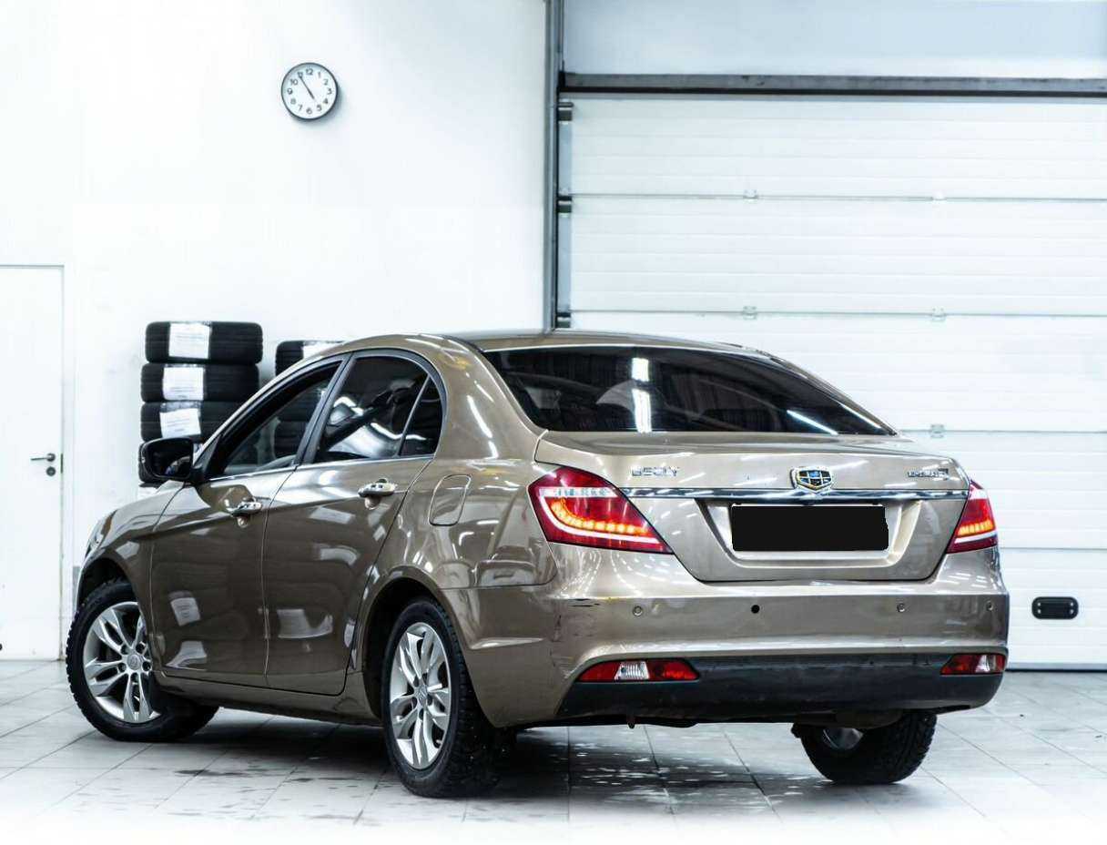 Купить Geely Emgrand 7 с пробегом. Фото: #3