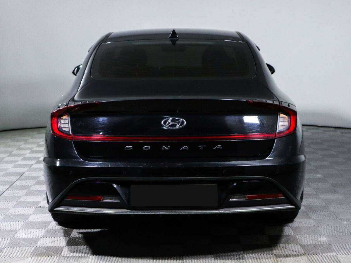 Купить Hyundai Sonata с пробегом. Фото: #4