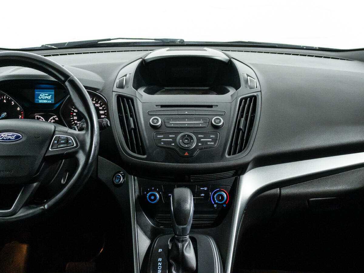 Купить Ford Kuga с пробегом. Фото: #13