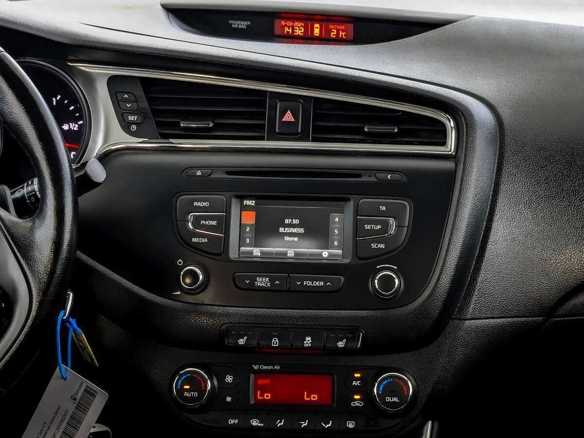 Купить Kia Ceed с пробегом. Фото: #14
