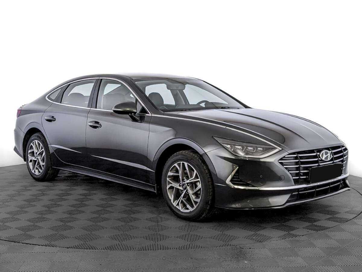 Купить Hyundai Sonata с пробегом. Фото: #2
