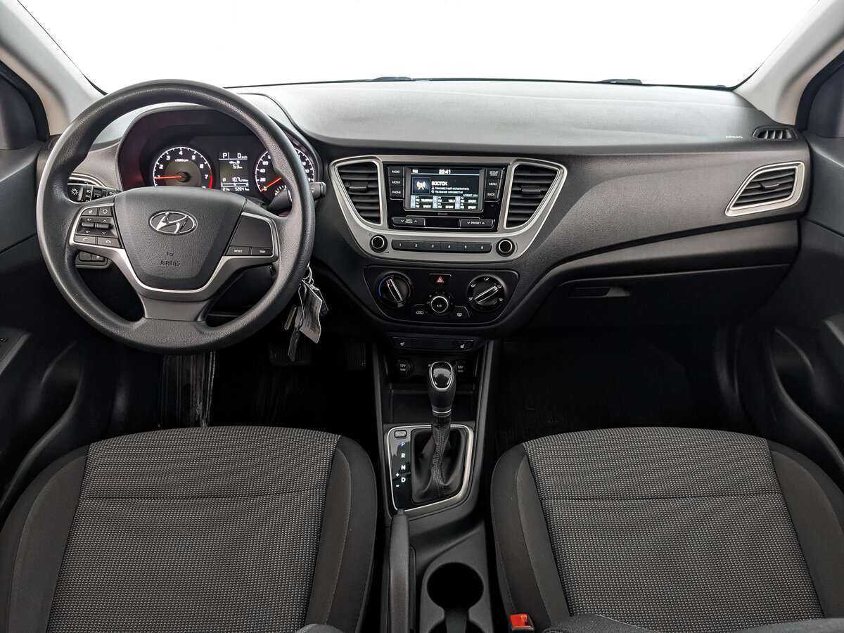 Купить Hyundai Solaris с пробегом. Фото: #9