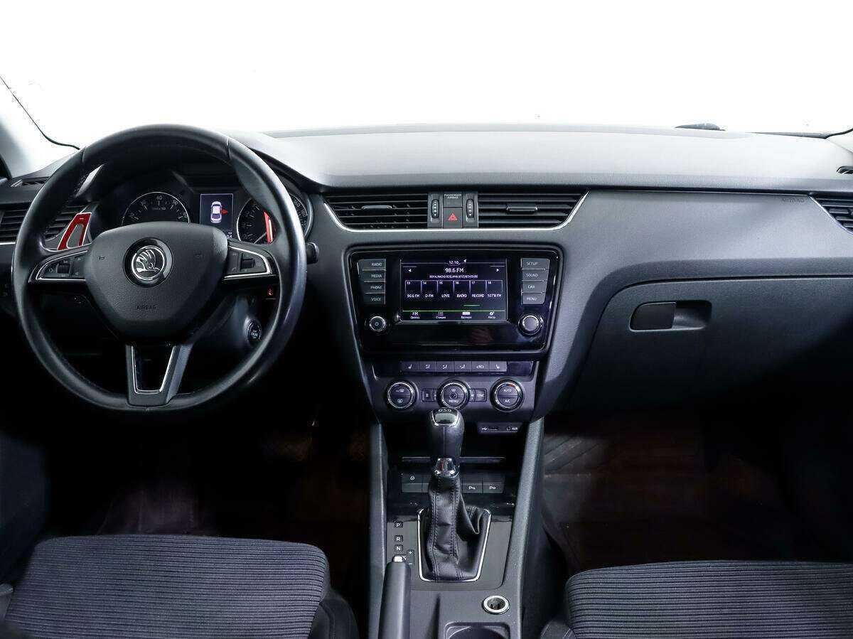 Купить Skoda Octavia с пробегом. Фото: #7