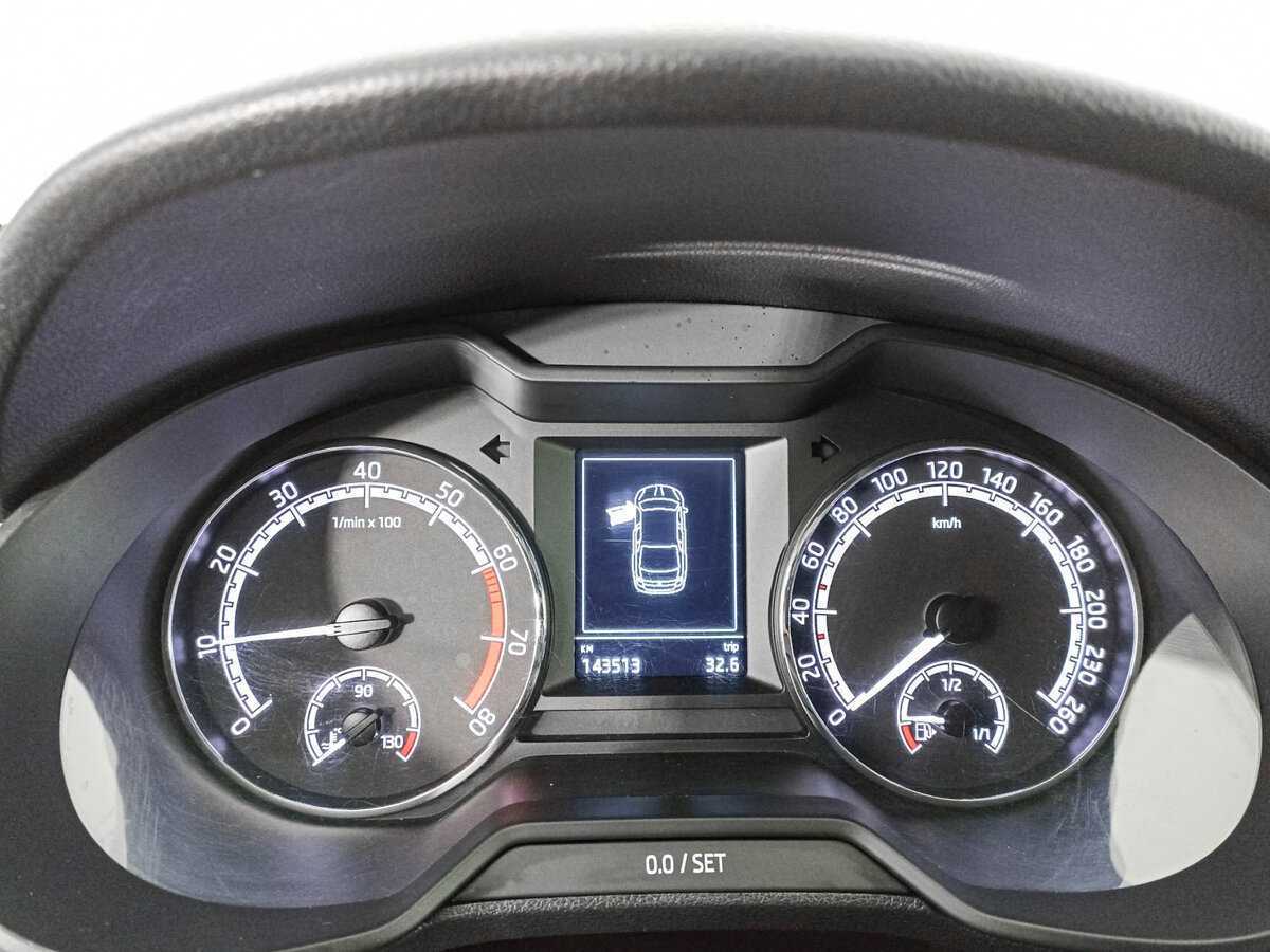 Купить Skoda Octavia с пробегом. Фото: #10