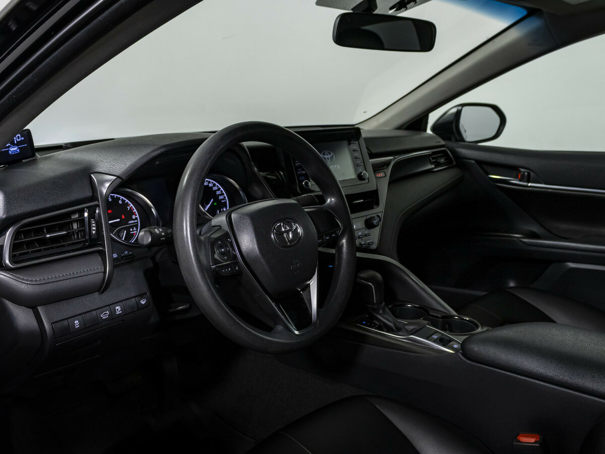 Купить Toyota Camry с пробегом. Фото: #7