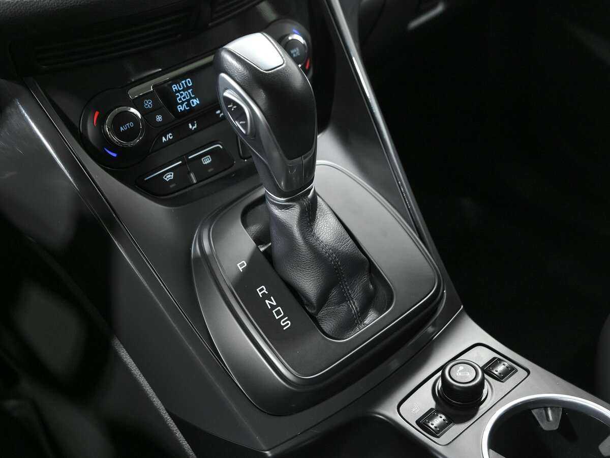 Купить Ford Kuga с пробегом. Фото: #10