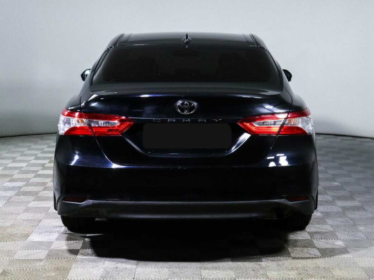 Купить Toyota Camry с пробегом. Фото: #4