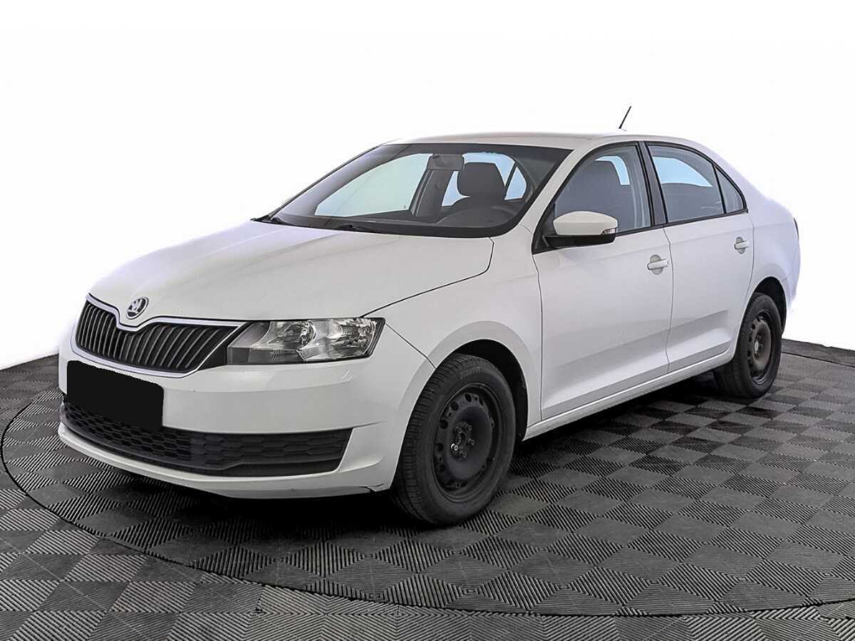 Купить Skoda Rapid с пробегом. Посмотреть фото