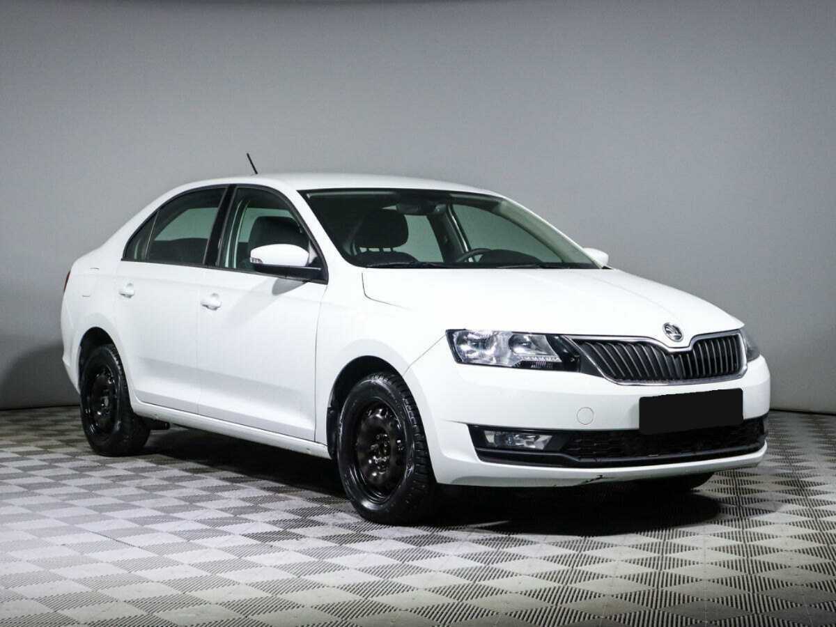 Купить Skoda Rapid с пробегом. Фото: #2