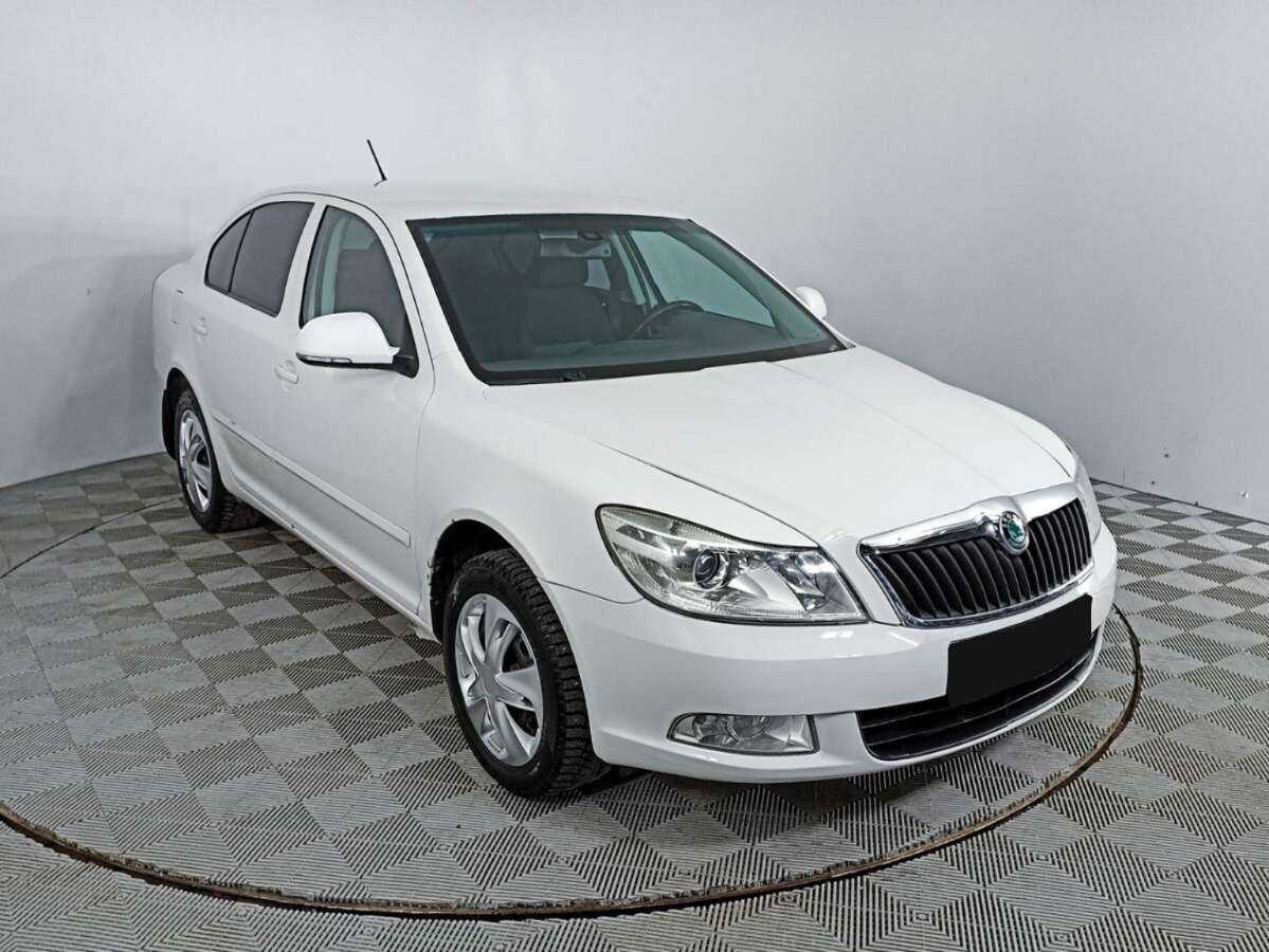 Купить Skoda Octavia с пробегом. Фото: #2