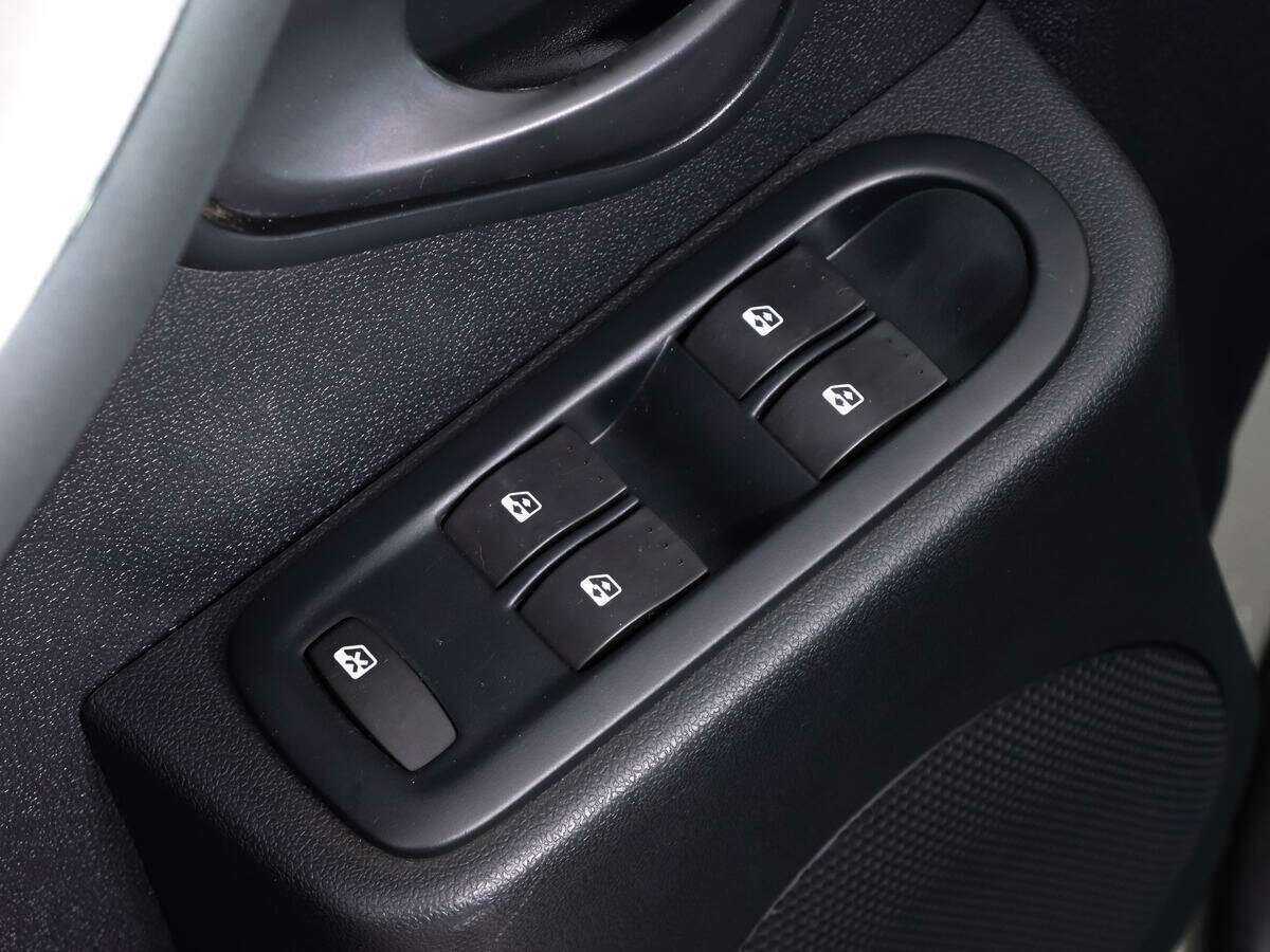 Купить Renault Duster с пробегом. Фото: #14