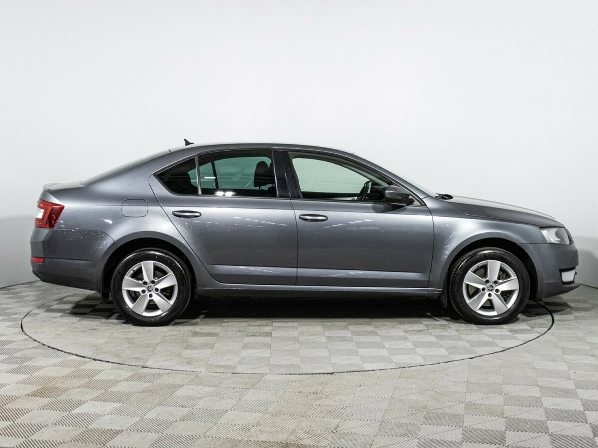 Купить Skoda Octavia с пробегом. Фото: #3