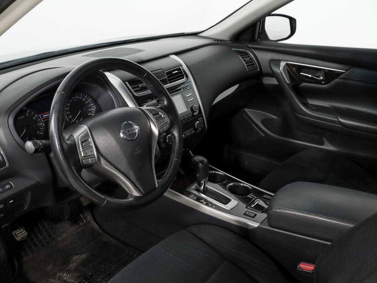 Купить Nissan Teana с пробегом. Фото: #8