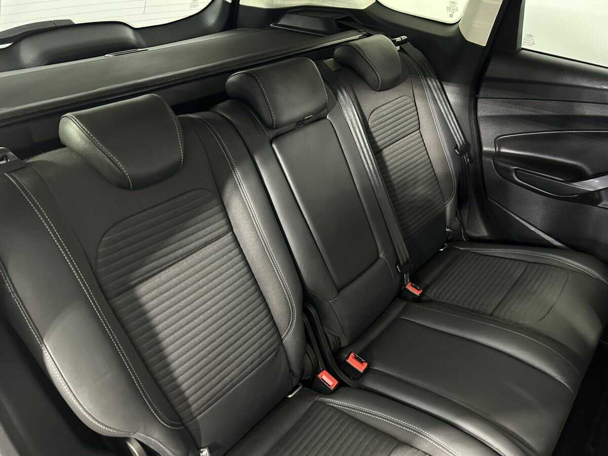 Купить Ford Kuga с пробегом. Фото: #12