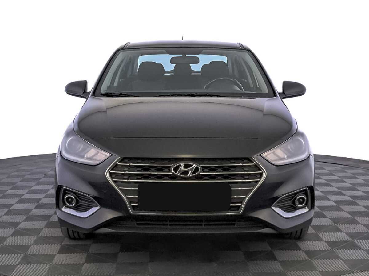 Купить Hyundai Solaris с пробегом. Фото: #1