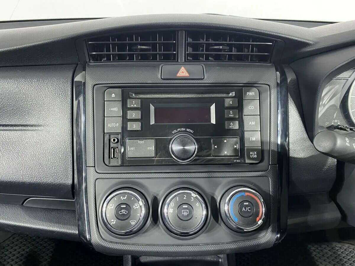 Купить Toyota Corolla с пробегом. Фото: #9