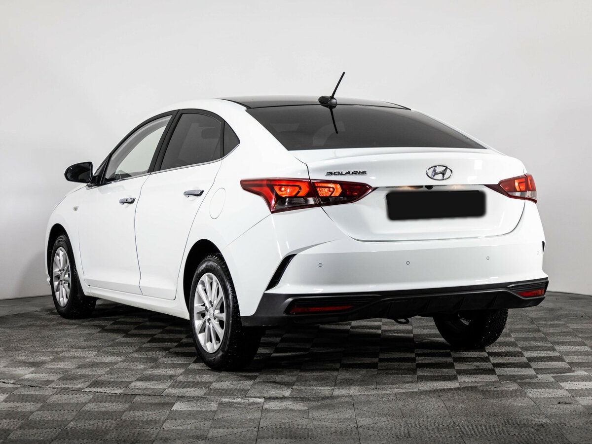 Купить Hyundai Solaris с пробегом. Фото: #5