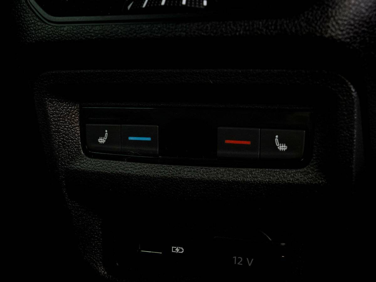 Купить Volkswagen Tiguan с пробегом. Фото: #14