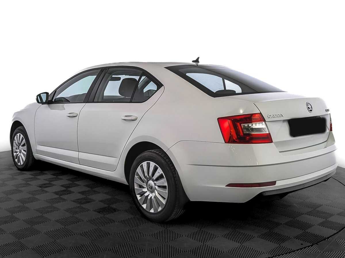 Купить Skoda Octavia с пробегом. Фото: #6