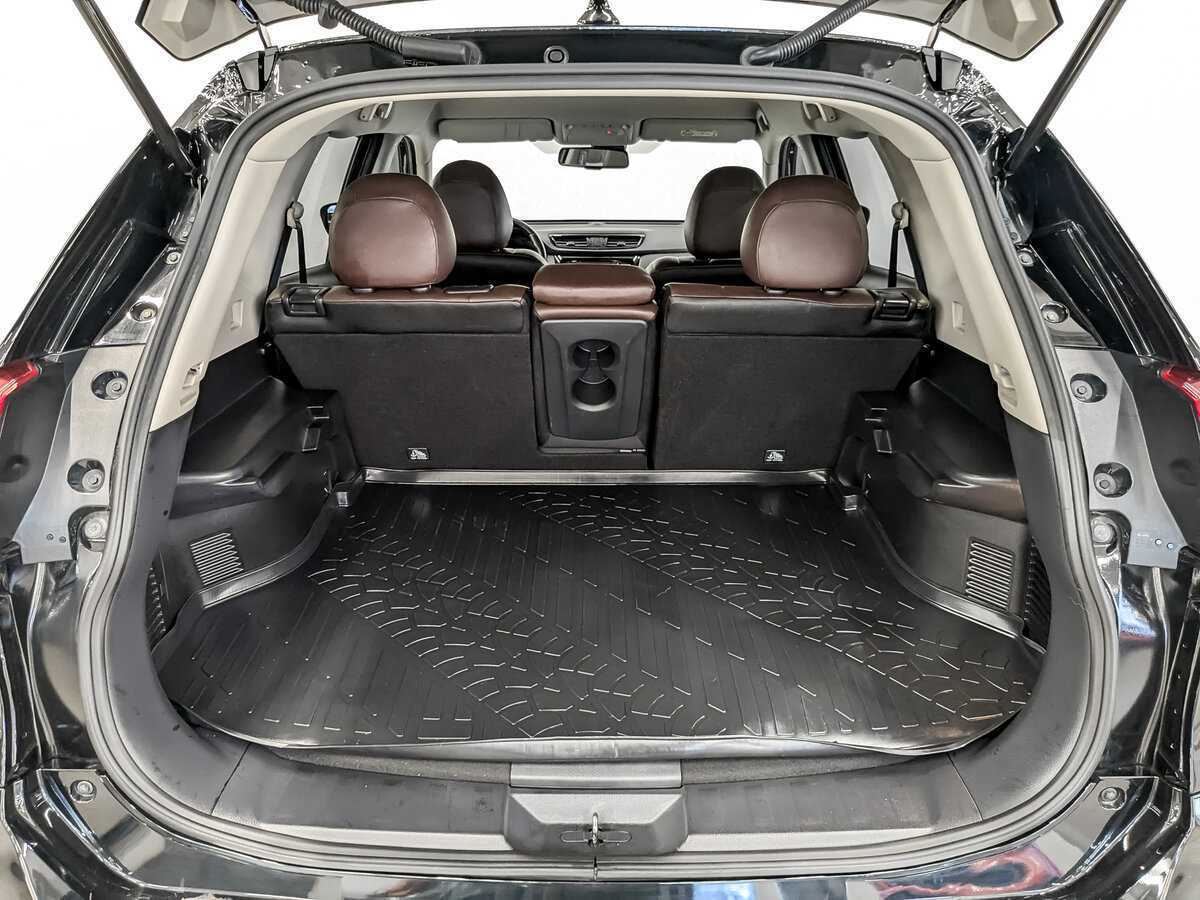 Купить Nissan X-Trail с пробегом. Фото: #9