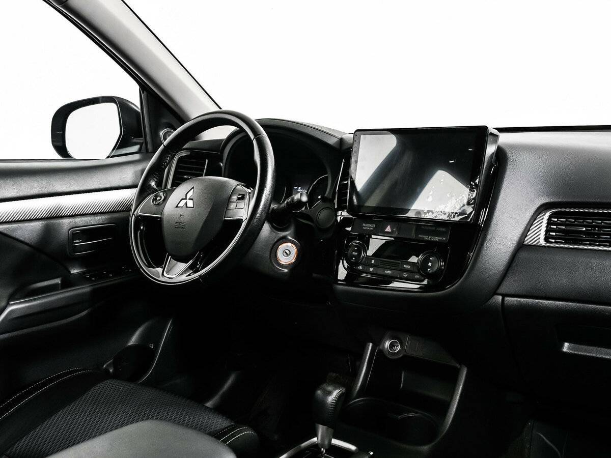 Купить Mitsubishi Outlander с пробегом. Фото: #8