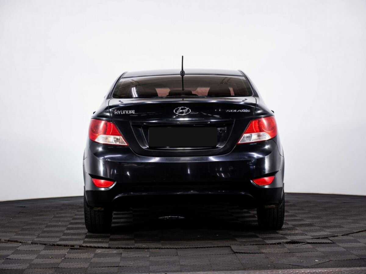 Купить Hyundai Solaris с пробегом. Фото: #4