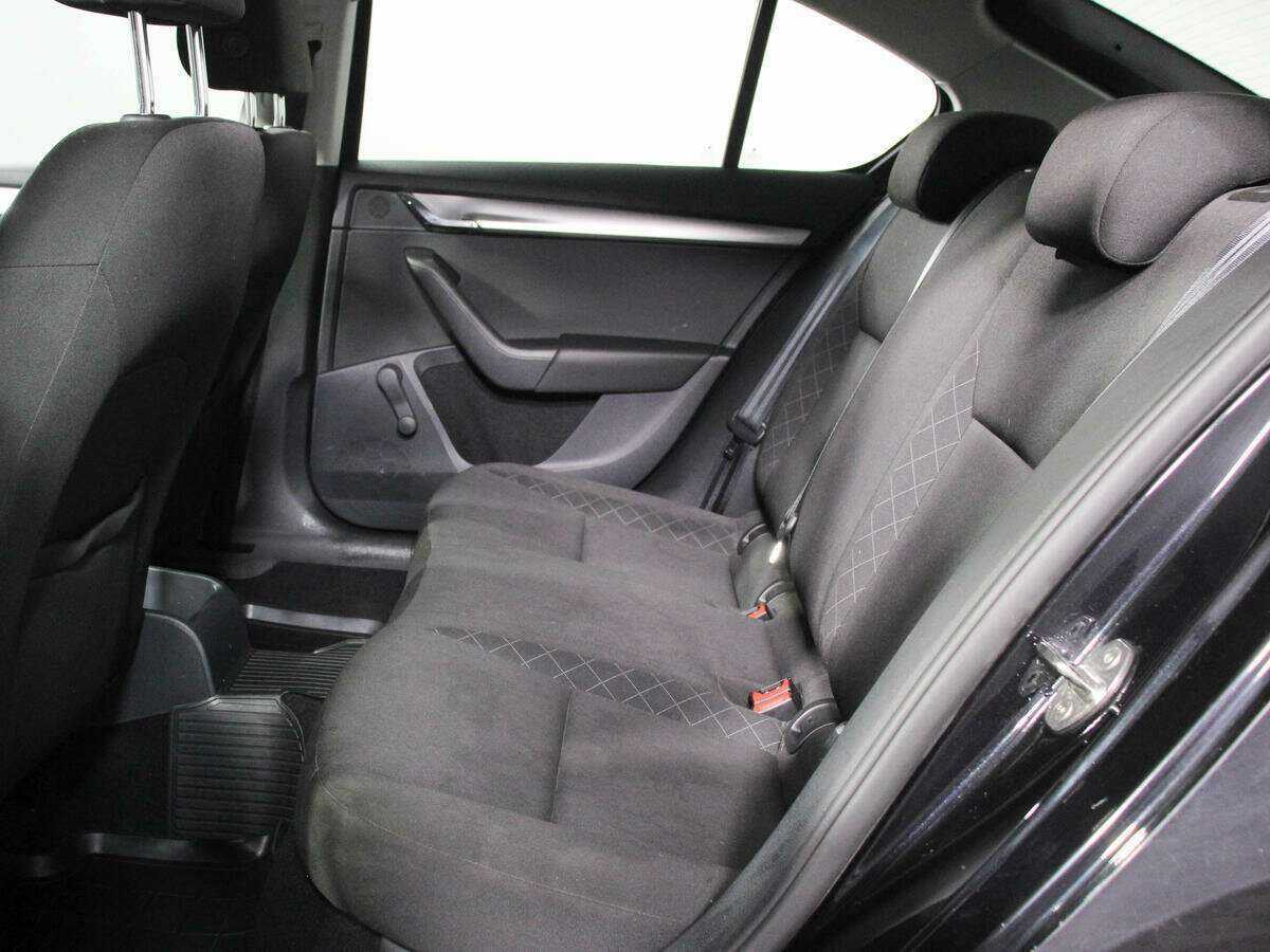 Купить Skoda Octavia с пробегом. Фото: #8