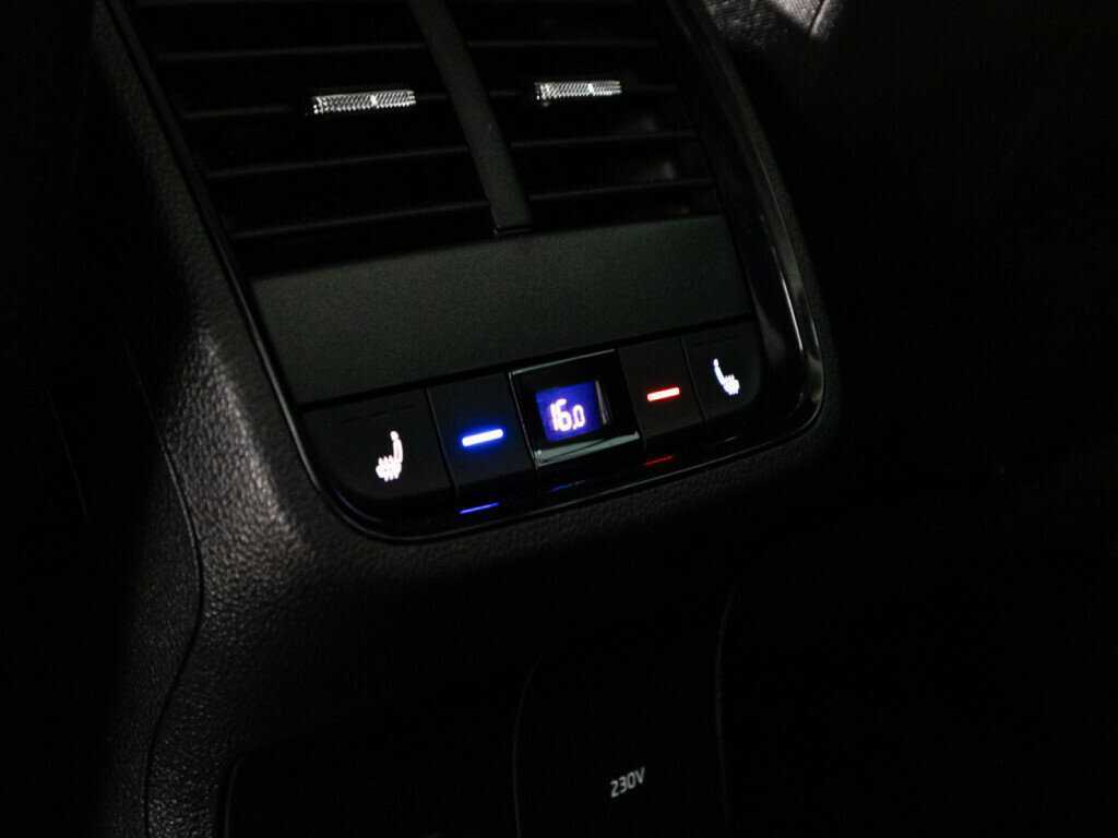 Купить Skoda Octavia с пробегом. Фото: #20