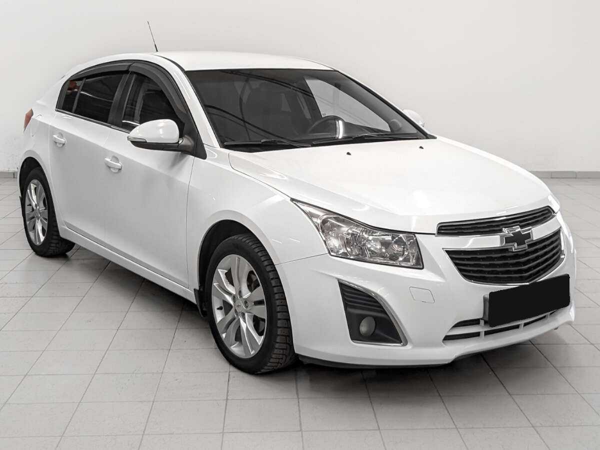 Купить Chevrolet Cruze с пробегом. Фото: #2