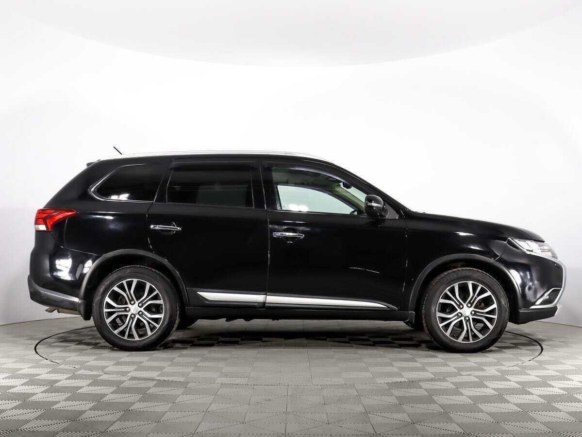 Купить Mitsubishi Outlander с пробегом. Фото: #3